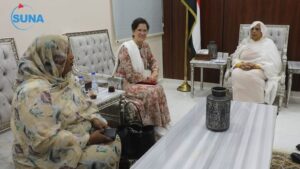 د.لمياء عبد الغفار تلتقي مفوض حقوق الإنسان