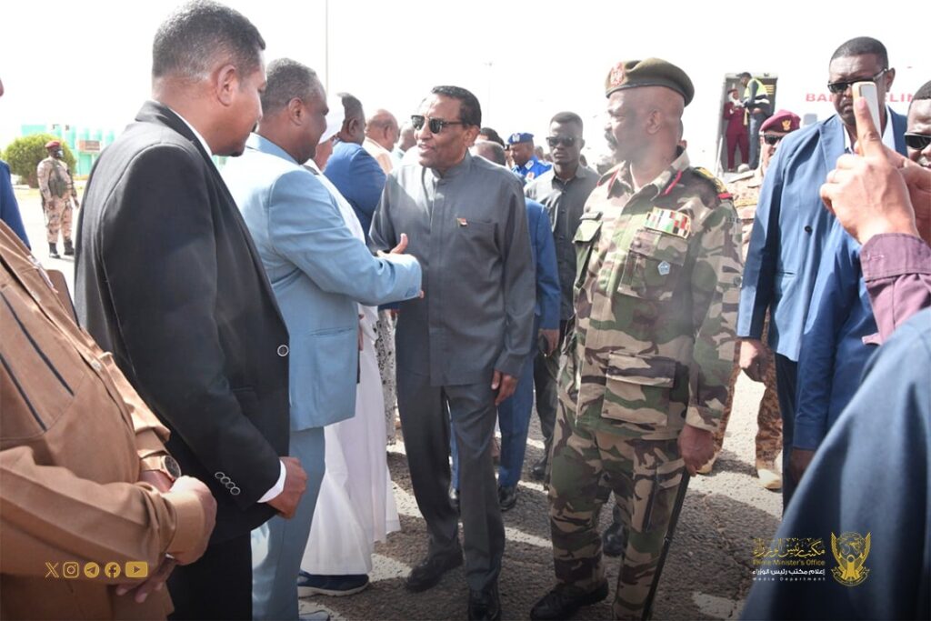 رئيس الوزراء يصل إلى الولاية الشمالية