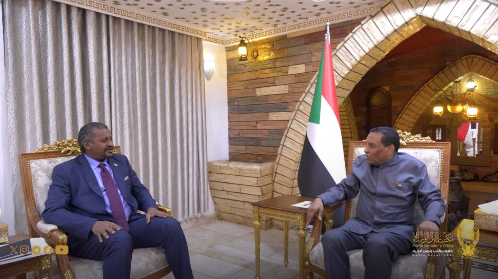 رئيس الوزراء يطلع على خارطة الطريق التى تم التوصل إليها مع صندوق النقد الدولي لإعفاء ديون السودان*