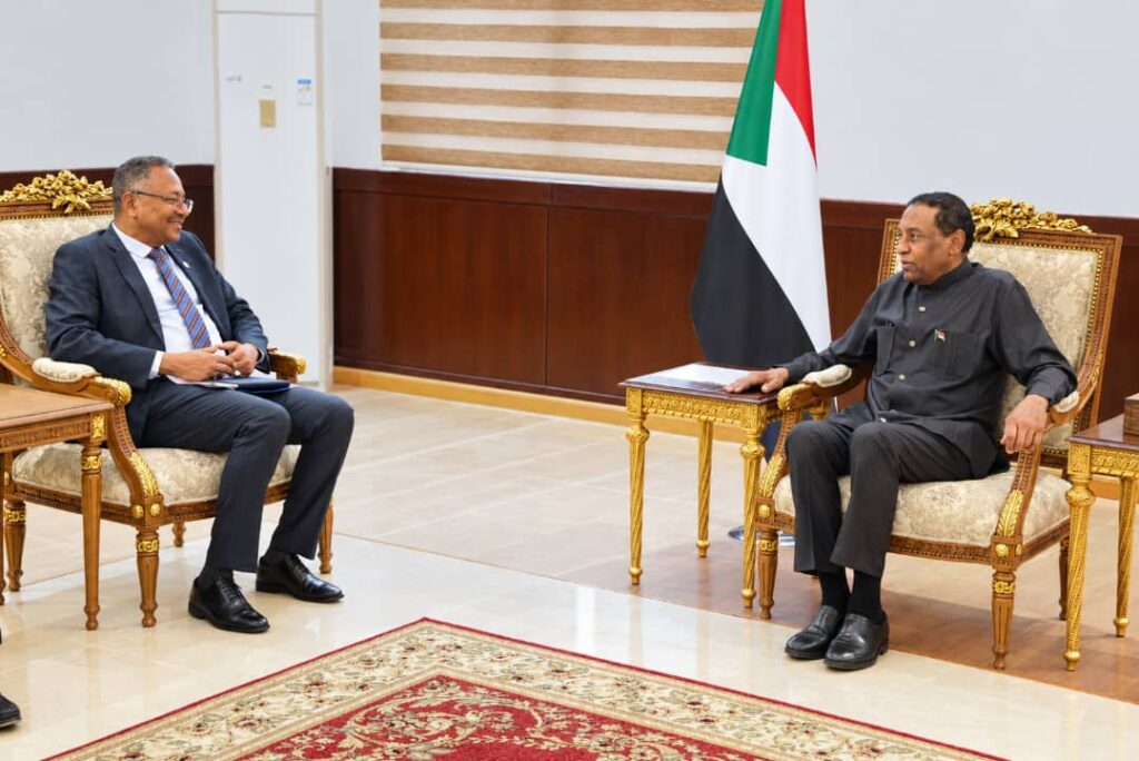 رئيس الوزراء يطلع على مشروعات شركة زادنا لدعم الأمن الغذائي بالبلاد